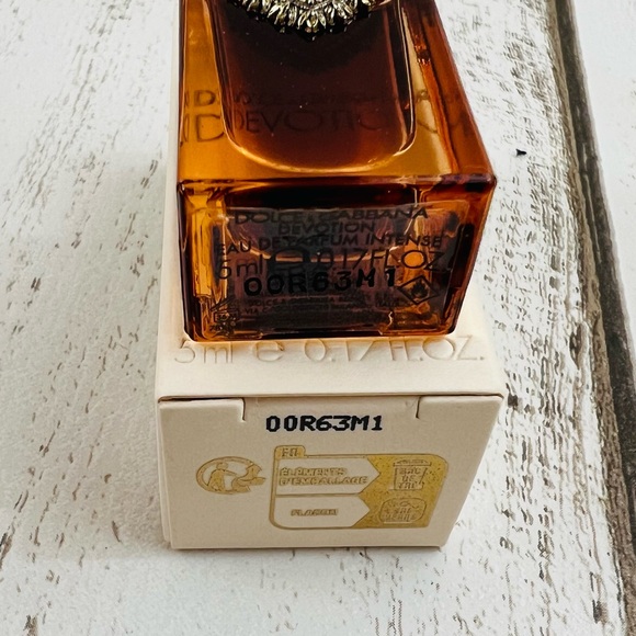 Dolce & Gabbana Devotion Intense Mini Tavel Sample Parfume 5ml - Picture 6 of 7